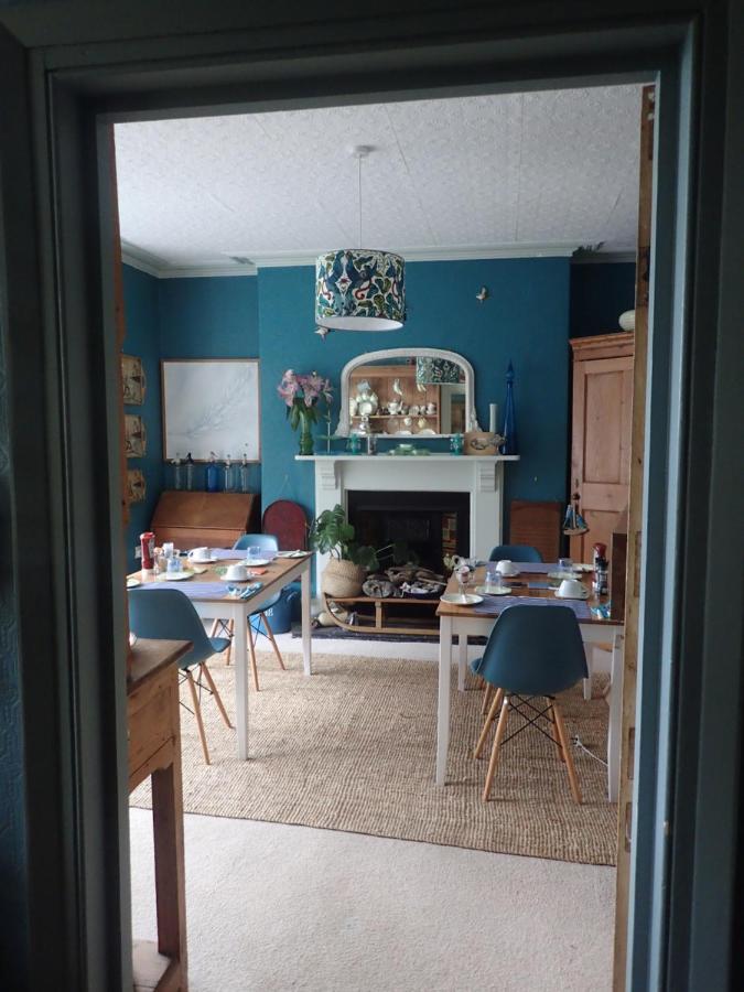 קומב מרטין Newberry Beach Lodge מראה חיצוני תמונה