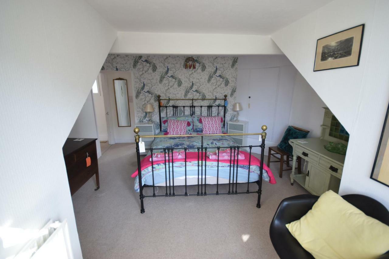 קומב מרטין Newberry Beach Lodge מראה חיצוני תמונה